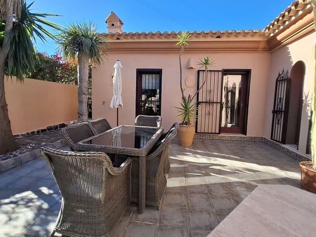 3 quarto Moradia para venda em Almeria cidade com piscina garagem - 390 000 € (Ref: 9441968)