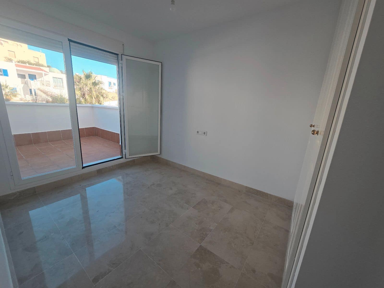 2 soverom Leilighet til salgs i Mojacar med svømmebasseng garasje - € 285 000 (Ref: 9444575)