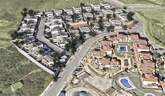 3 quarto Moradia para venda em Valle del Este, Vera com piscina garagem - 341 000 € (Ref: 9446931)