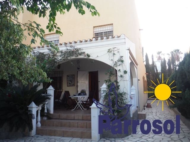 9 soveværelse Villa til salg i Las Marinas - Pueblo Laguna, Vera med garage - € 598.000 (Ref: 9450006)