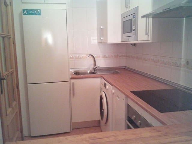 3 soveværelse Lejlighed til salg i Garrucha med garage - € 132.000 (Ref: 9450009)