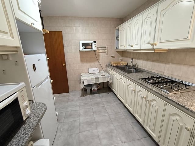 4 sovrum Lägenhet till salu i Garrucha med garage - 299 000 € (Ref: 9451669)