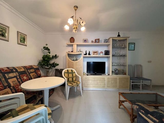 2 bedroom Flat for sale in Garrucha with pool garage - € 120,000 (Ref: 9451671)