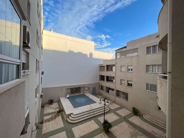 2 bedroom Flat for sale in Garrucha with pool garage - € 120,000 (Ref: 9451671)