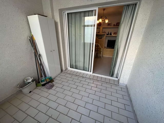 2 bedroom Flat for sale in Garrucha with pool garage - € 120,000 (Ref: 9451671)