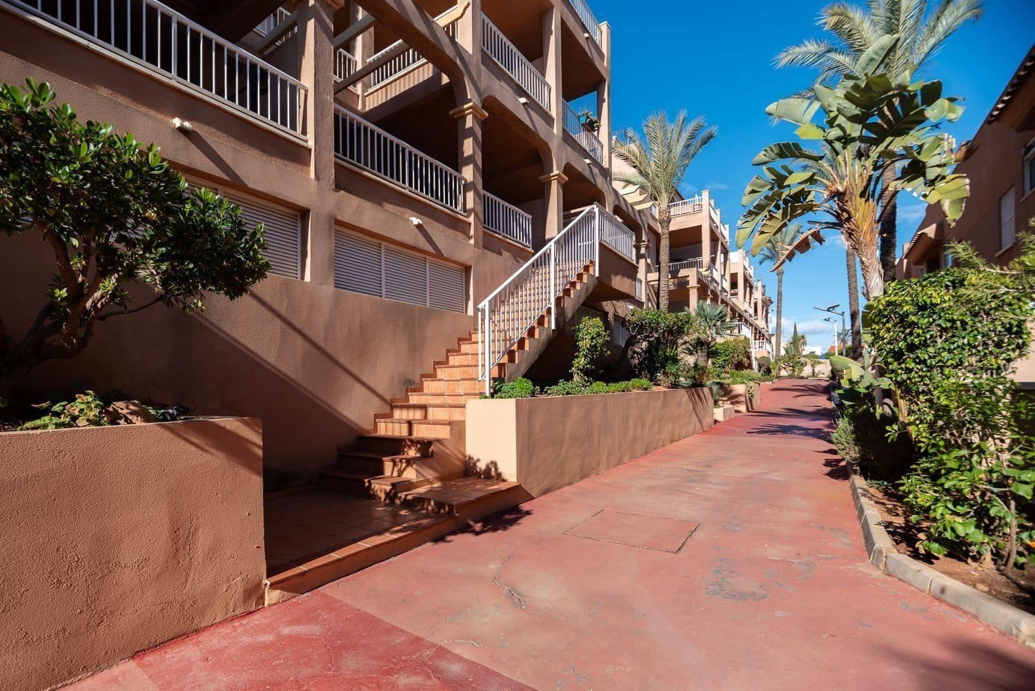 2 Zimmer Wohnung zu vermieten in Mojacar mit Pool - 600 € (Ref: 9453573)