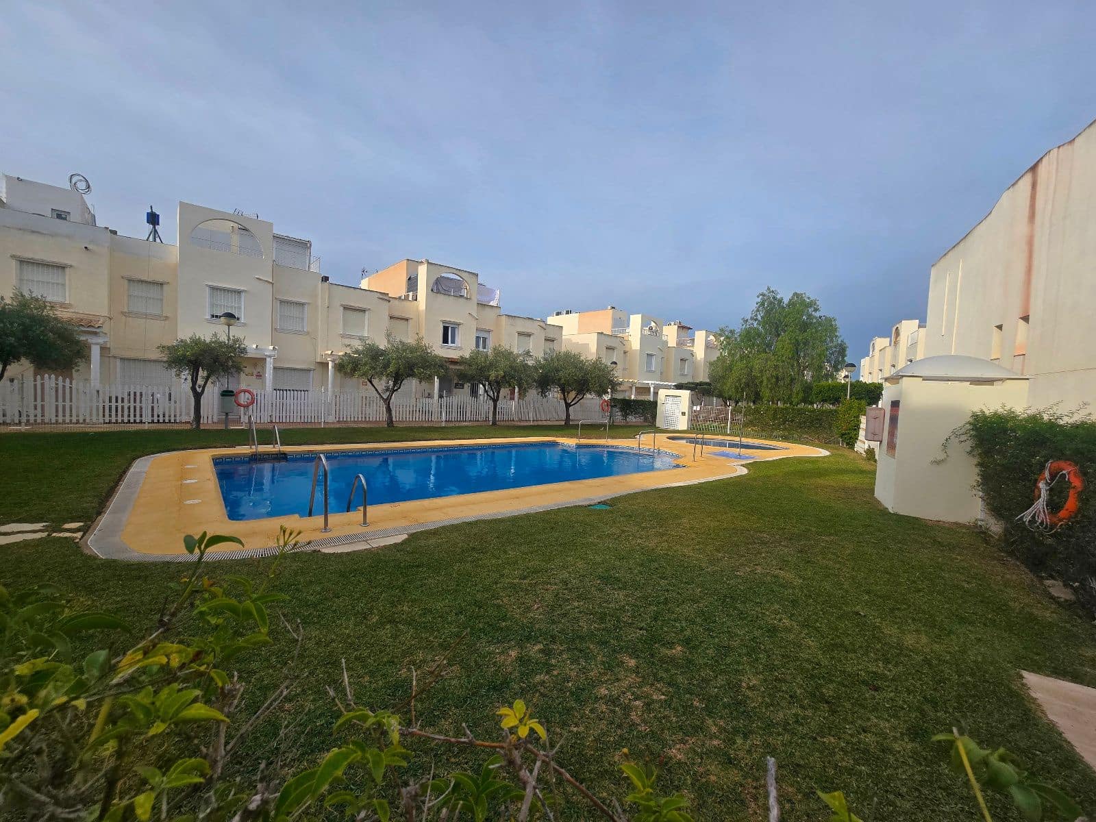 3 bedroom Townhouse for sale in Vera with pool - € 200,000 (Ref: 9460747)