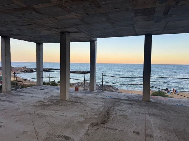 Chalet de 4 habitaciones en Almería ciudad en venta con piscina garaje - 1.290.000 € (Ref: 9465097)