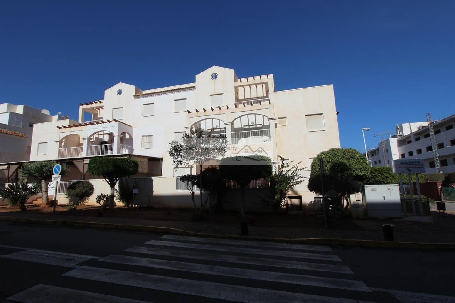 3 bedroom Flat for sale in Mojacar with pool garage - € 162,000 (Ref: 9471526)