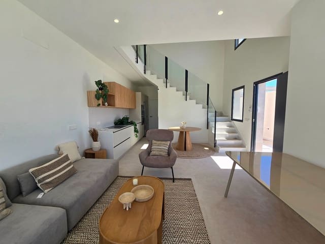 Casa de 3 habitaciones en Valle del Este, Vera en venta con piscina garaje - 289.000 € (Ref: 9471779)