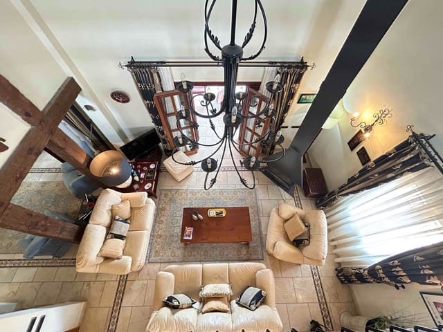 4 camera da letto Villa in vendita in Cuevas del Almanzora con piscina garage - 725.000 € (Rif: 9481670)