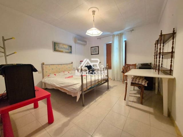 6 soveværelse Villa til salg i Los Gallardos med garage - € 150.000 (Ref: 9489996)