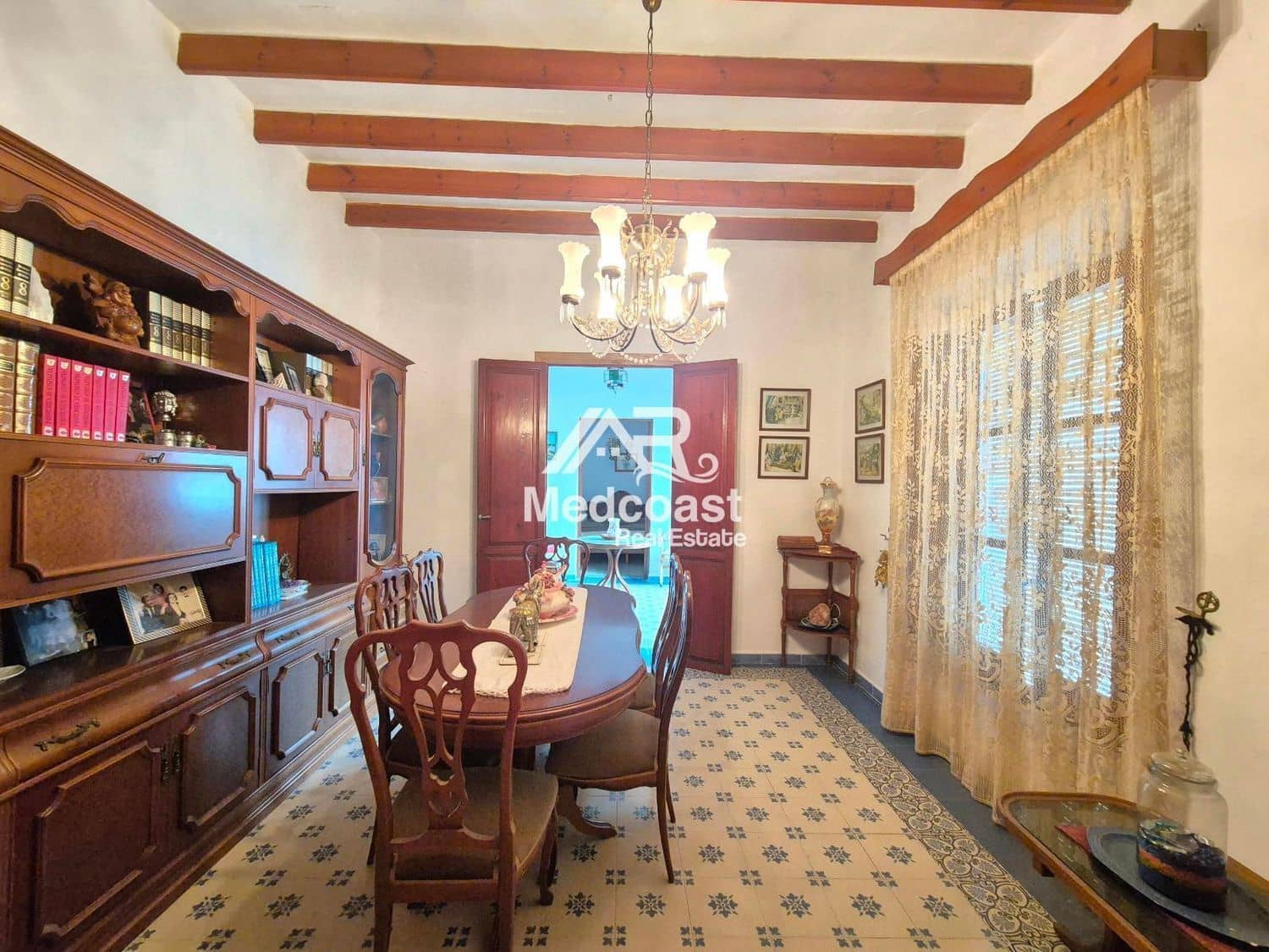 6 soveværelse Villa til salg i Los Gallardos med garage - € 150.000 (Ref: 9489996)