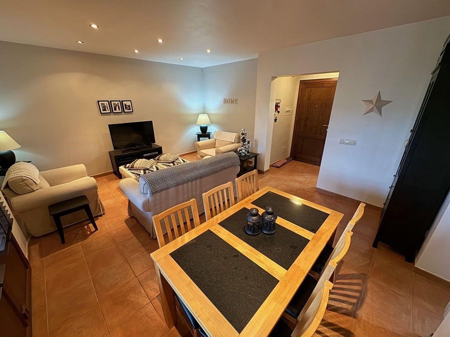 Piso de 2 habitaciones en Vera en venta con piscina garaje - 140.000 € (Ref: 9494117)