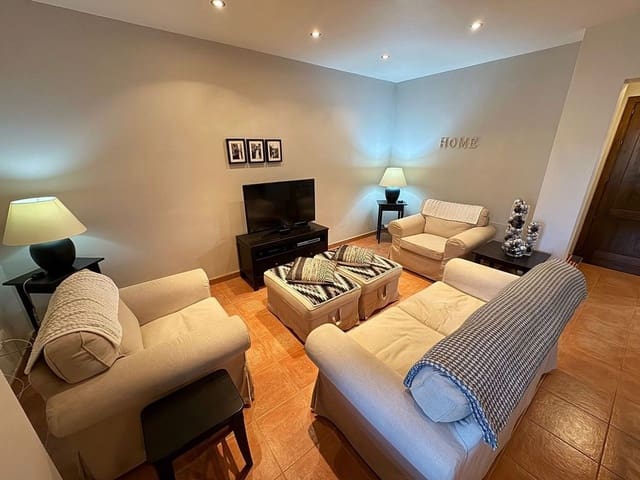 Piso de 2 habitaciones en Valle del Este, Vera en venta con piscina garaje - 140.000 € (Ref: 9494117)