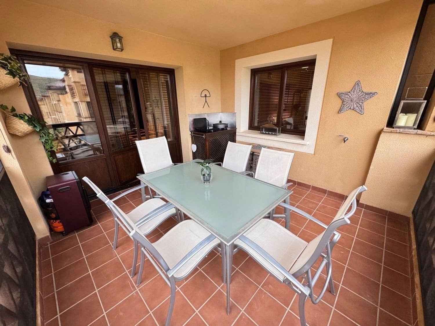 Piso de 2 habitaciones en Vera en venta con piscina garaje - 140.000 € (Ref: 9494117)