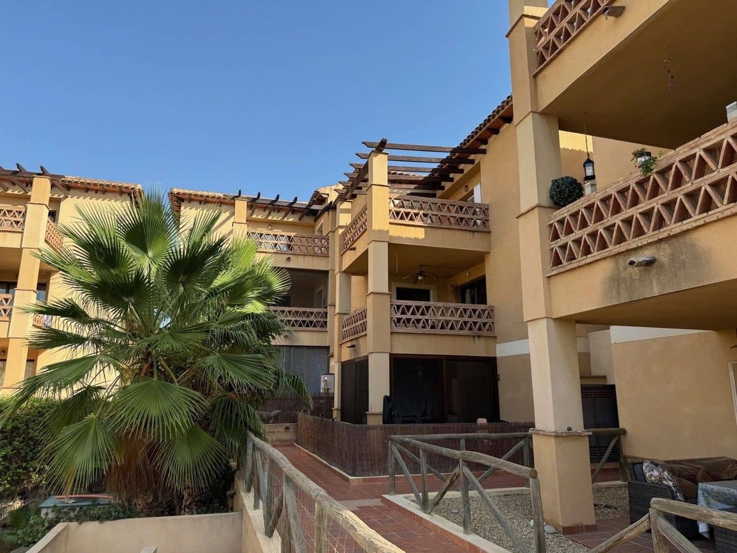 Piso de 2 habitaciones en Vera en venta con piscina garaje - 140.000 € (Ref: 9494117)