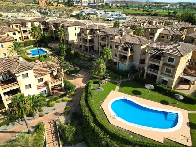 Piso de 2 habitaciones en Valle del Este, Vera en venta con piscina garaje - 140.000 € (Ref: 9494117)