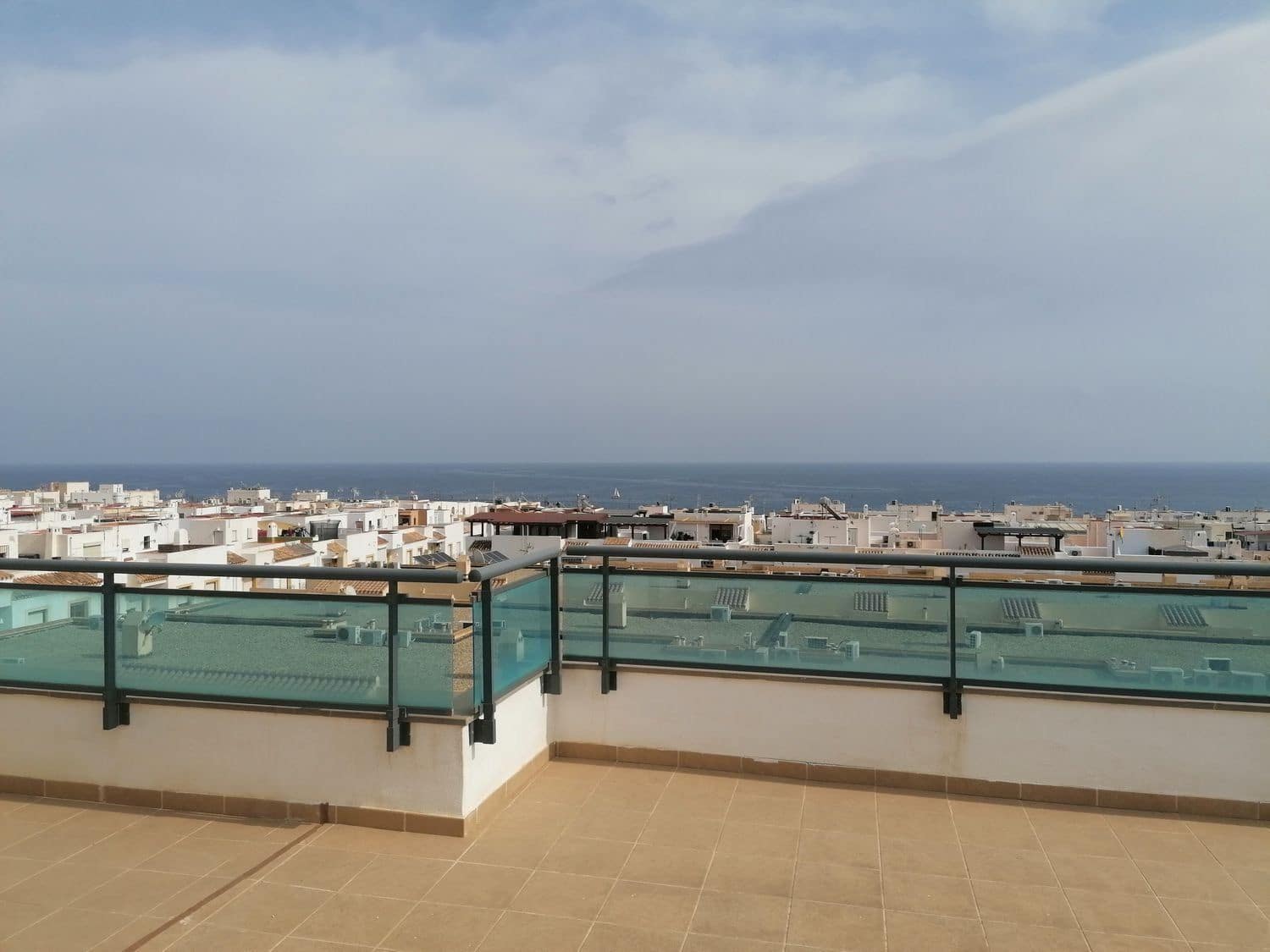 3 bedroom Penthouse for sale in Garrucha with pool garage - € 370,000 (Ref: 9494118)
