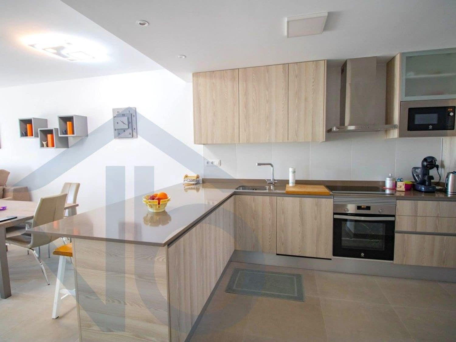 Piso de 2 habitaciones en San Juan de los Terreros en venta con piscina garaje - 490.000 € (Ref: 9496496)