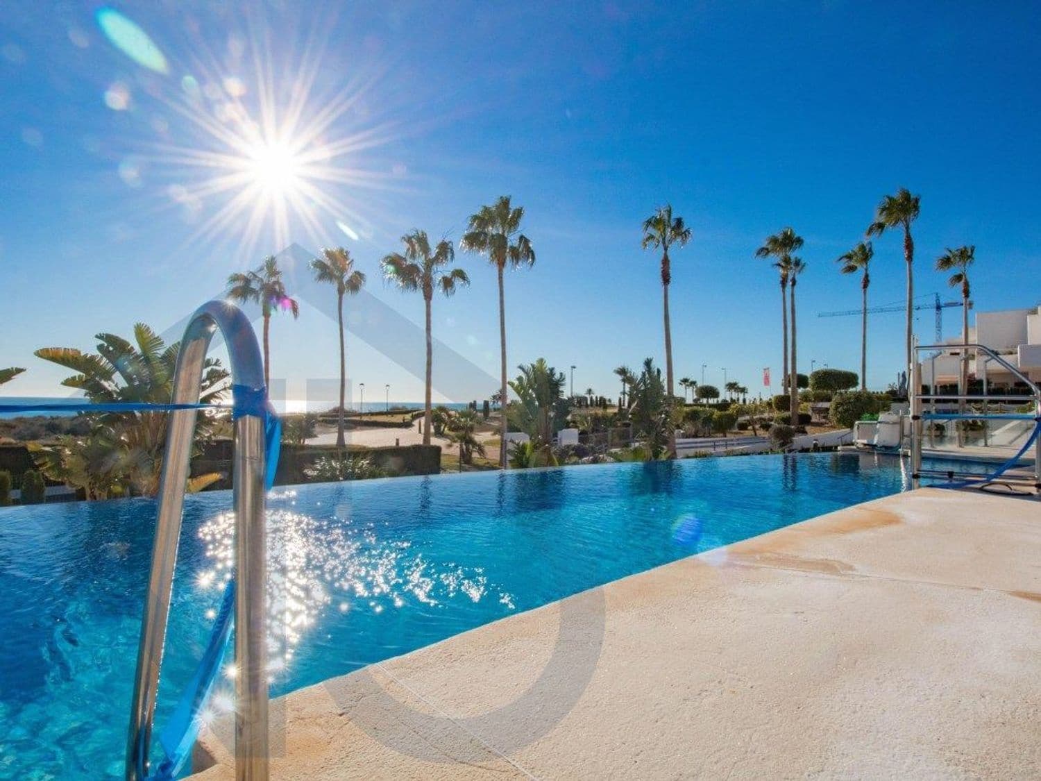 Piso de 2 habitaciones en San Juan de los Terreros en venta con piscina garaje - 490.000 € (Ref: 9496496)