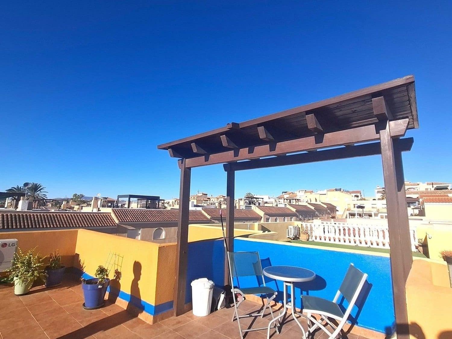 2 makuuhuone Kattohuoneisto myytävänä paikassa Cuevas del Almanzora mukana uima-altaan 
autotalli - 137 500 € (Ref: 9500162)