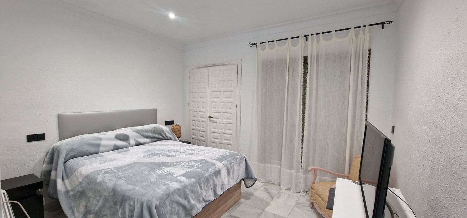 2 Zimmer Wohnung zu verkaufen in Garrucha mit Garage - 197.000 € (Ref: 9517926)