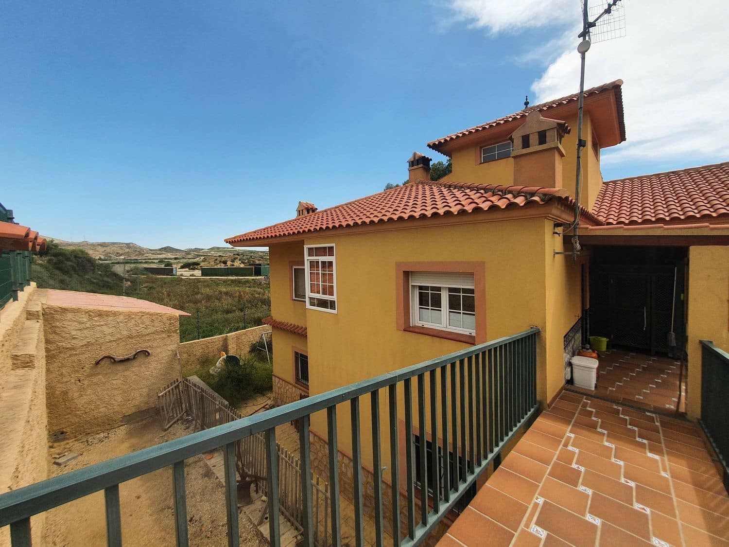 4 bedroom Villa for sale in Cuevas del Almanzora with garage - € 294,900 (Ref: 9523466)