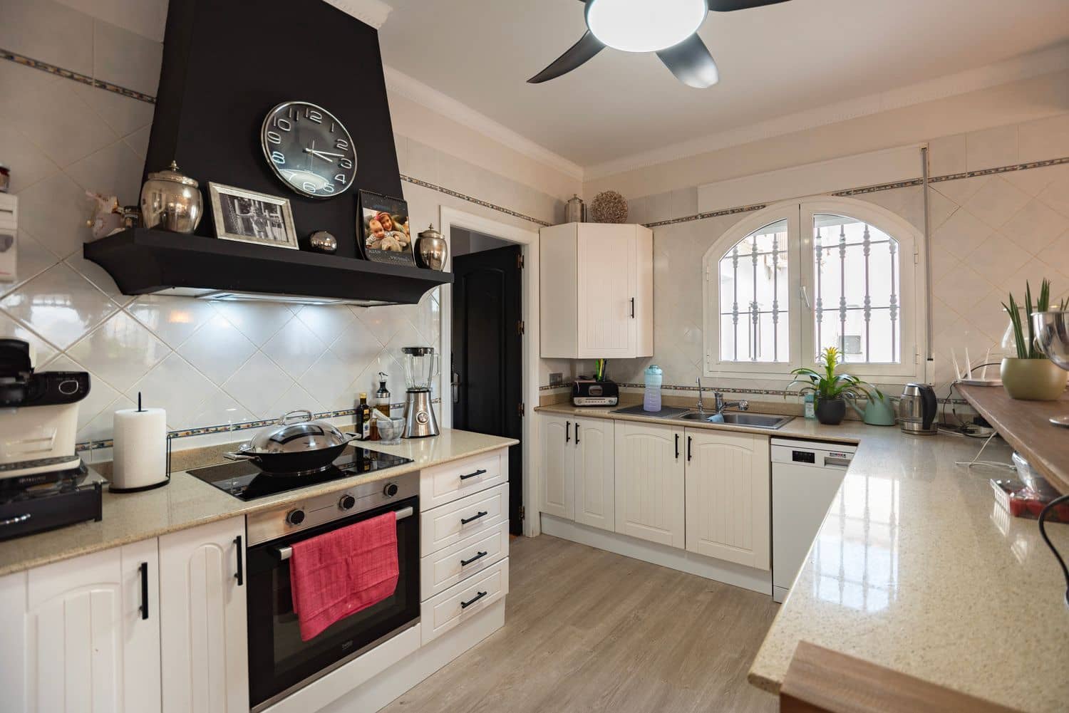 5 camera da letto Villa in vendita in Turre con piscina garage - 549.950 € (Rif: 9523467)