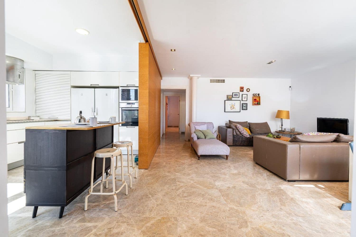 6 soveværelse Villa til salg i Almeria by med garage - € 660.000 (Ref: 9524675)