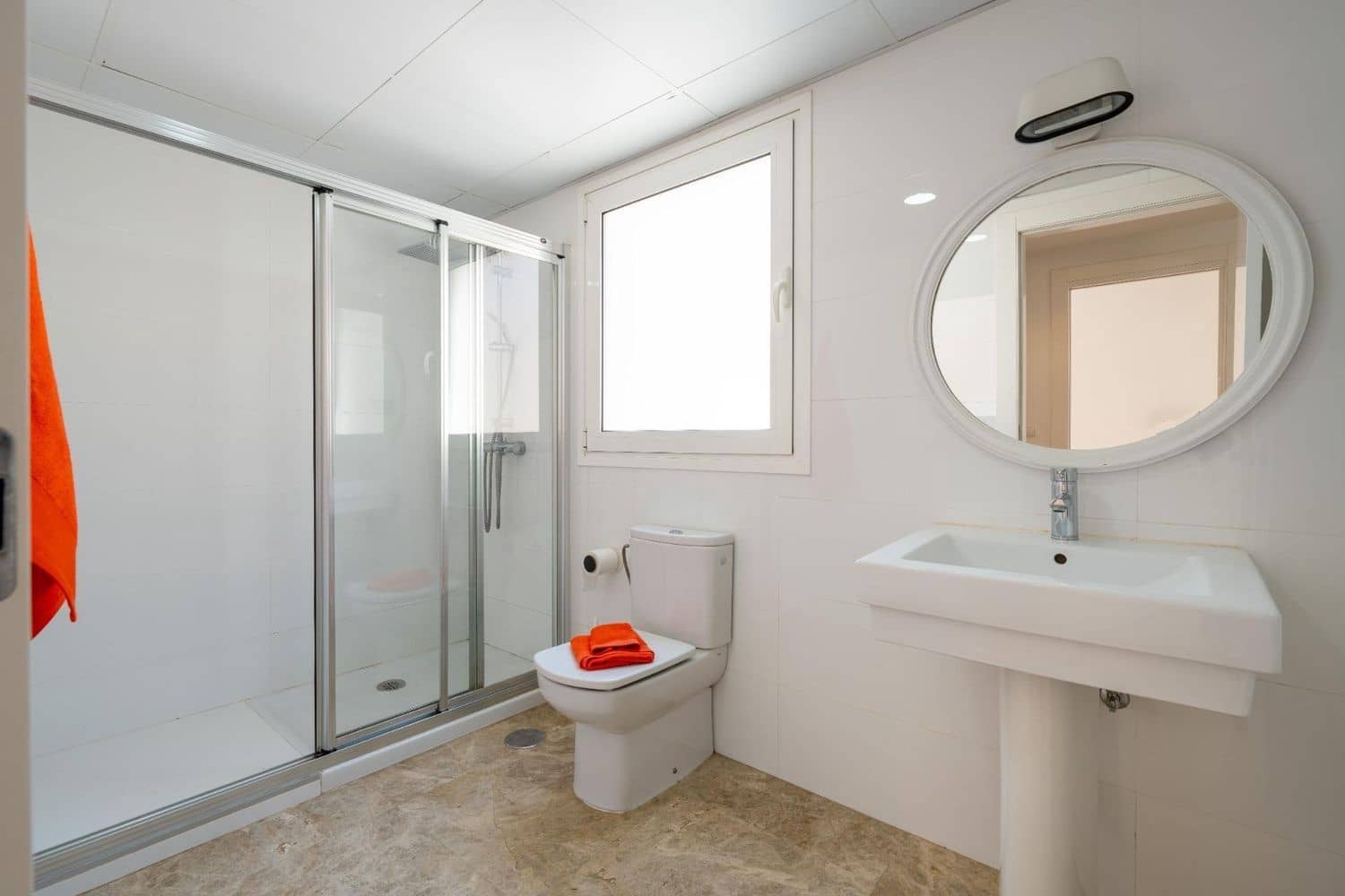 6 soveværelse Villa til salg i Almeria by med garage - € 660.000 (Ref: 9524675)