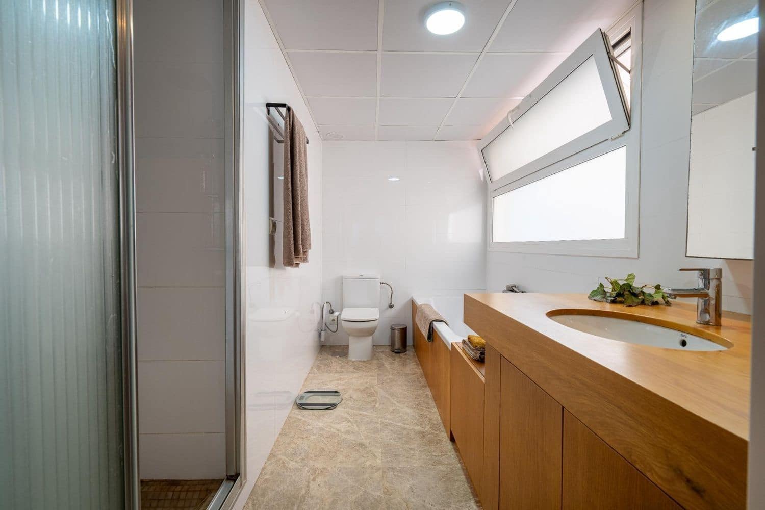 6 soveværelse Villa til salg i Almeria by med garage - € 660.000 (Ref: 9524675)