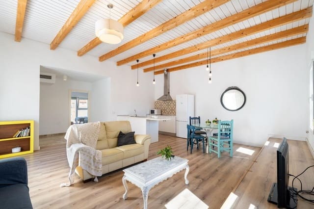 6 bedroom Villa for sale in El Cabo de Gata, Almería city with garage - € 660,000 (Ref: 9524675)