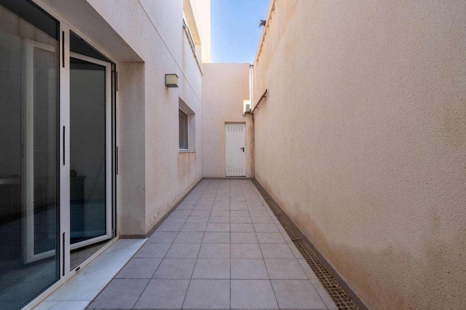 6 soveværelse Villa til salg i Almeria by med garage - € 660.000 (Ref: 9524675)