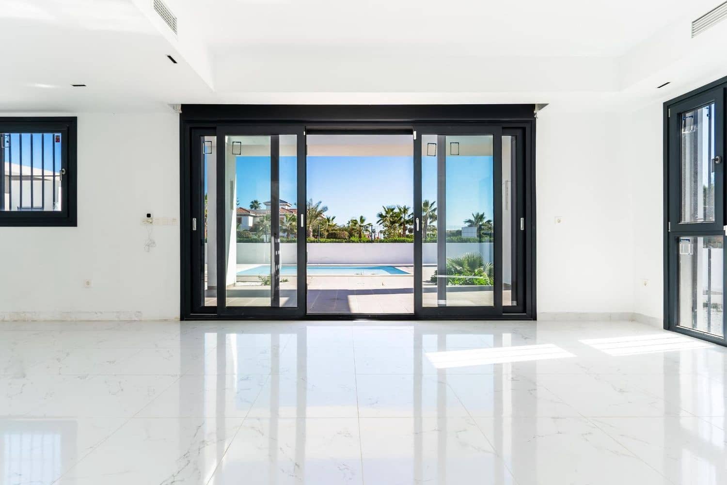 4 bedroom Villa for sale in Vera with pool garage - € 775,000 (Ref: 9525338)