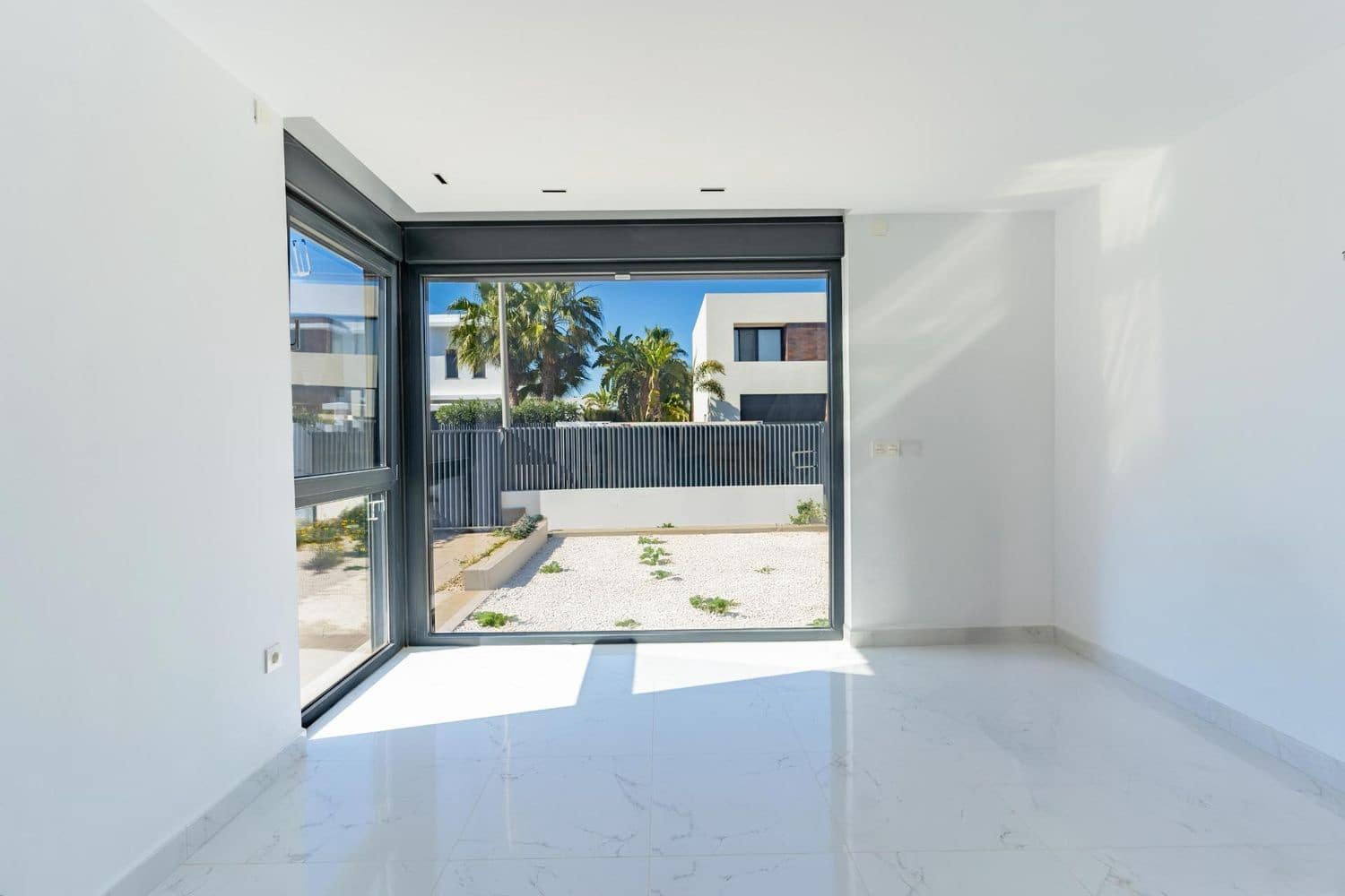 4 bedroom Villa for sale in Vera with pool garage - € 775,000 (Ref: 9525338)