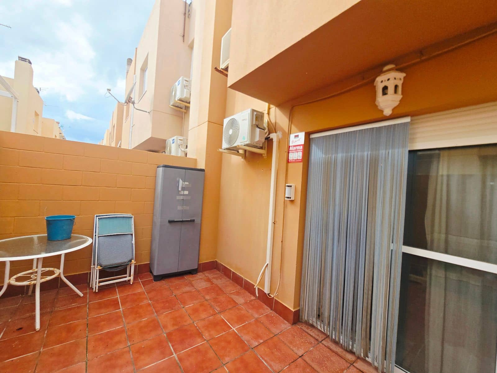 3 soveværelse Byhus til salg i Almeria by med garage - € 298.000 (Ref: 9529065)