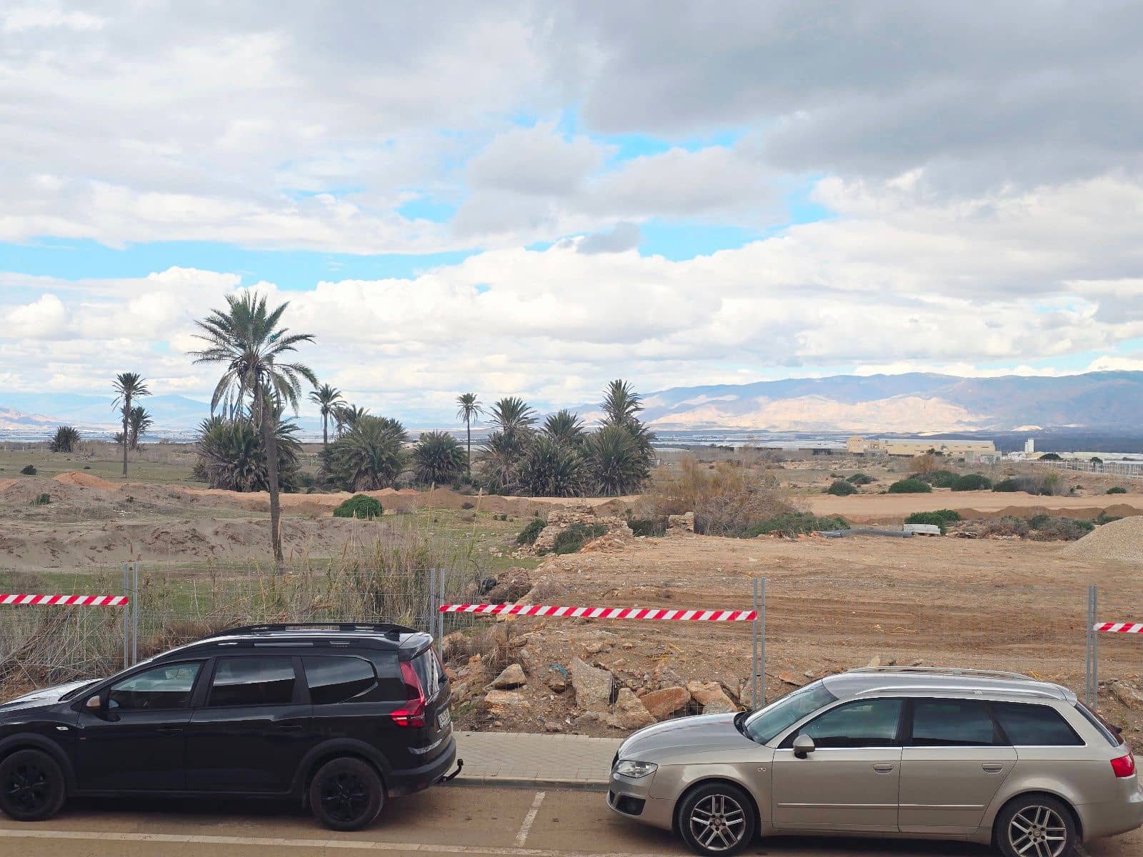 3 soveværelse Byhus til salg i Almeria by med garage - € 298.000 (Ref: 9529065)