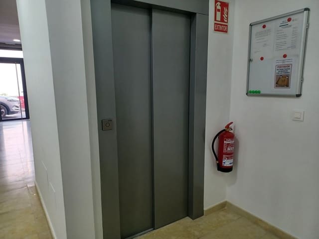 Penthouse à vendre à Garrucha - 60 000 € (Ref: 9529177)