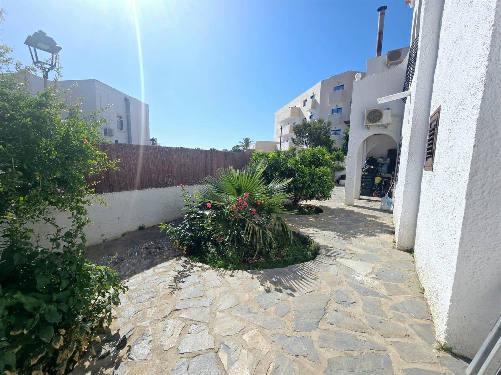 4 bedroom Villa for sale in Mojacar with pool garage - € 450,000 (Ref: 9532331)