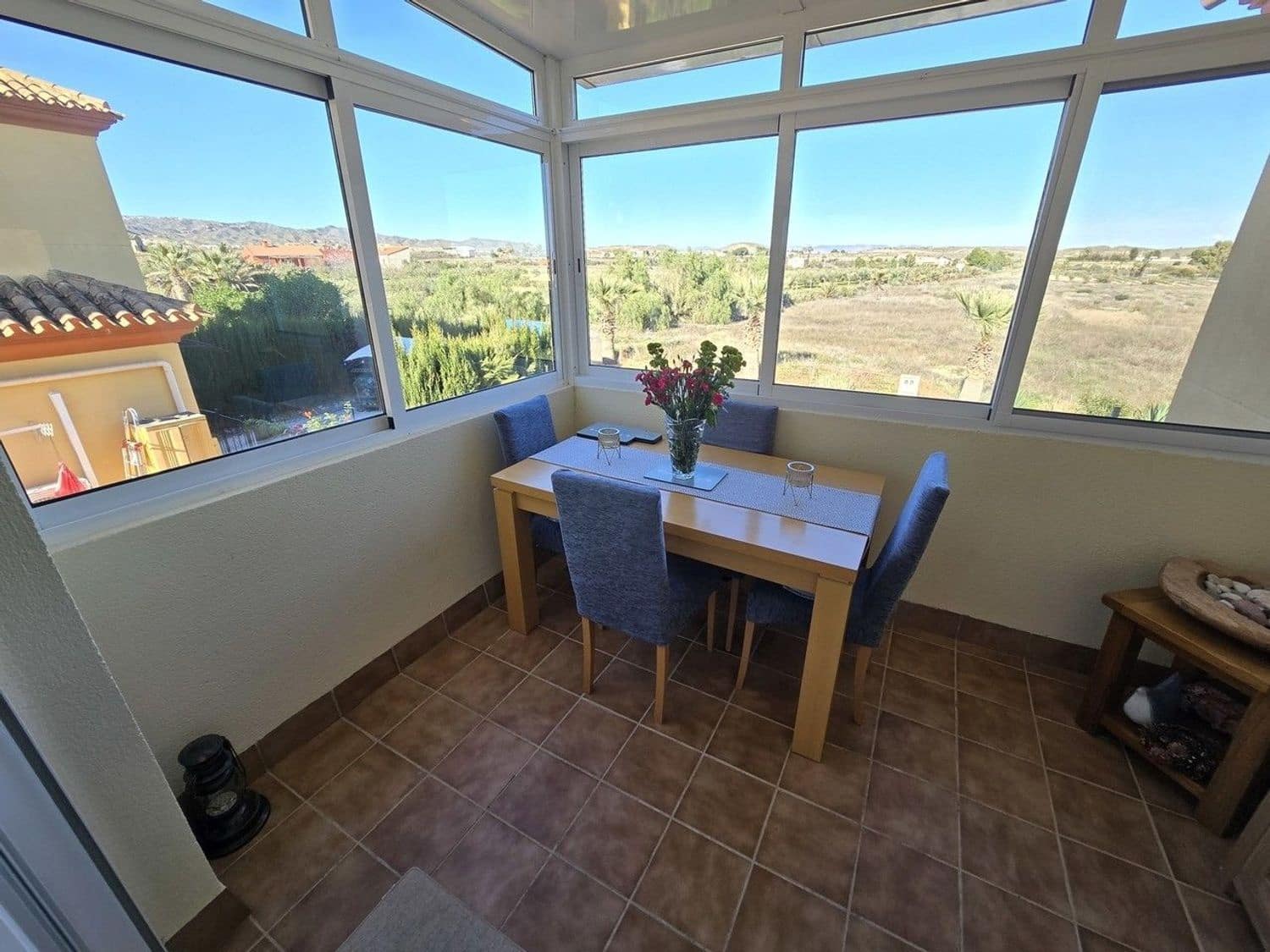 2 slaapkamer Huis te koop in Almeria stad met zwembad garage - € 139.950 (Ref: 9532517)