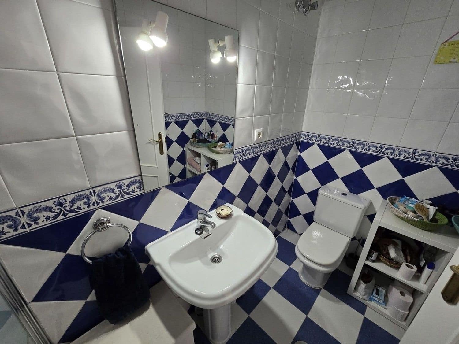 2 slaapkamer Huis te koop in Almeria stad met zwembad garage - € 139.950 (Ref: 9532517)