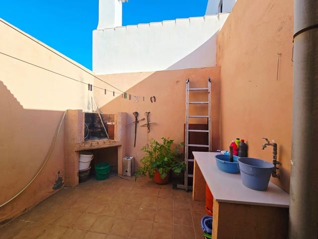 6 soveværelse Villa til salg i Los Gallardos - € 120.000 (Ref: 9532519)