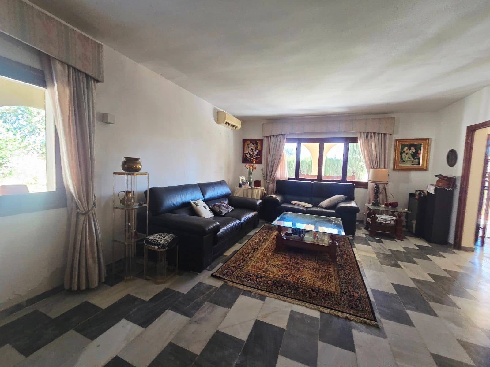 4 bedroom Villa for sale in Vera with pool garage - € 720,000 (Ref: 9547392)