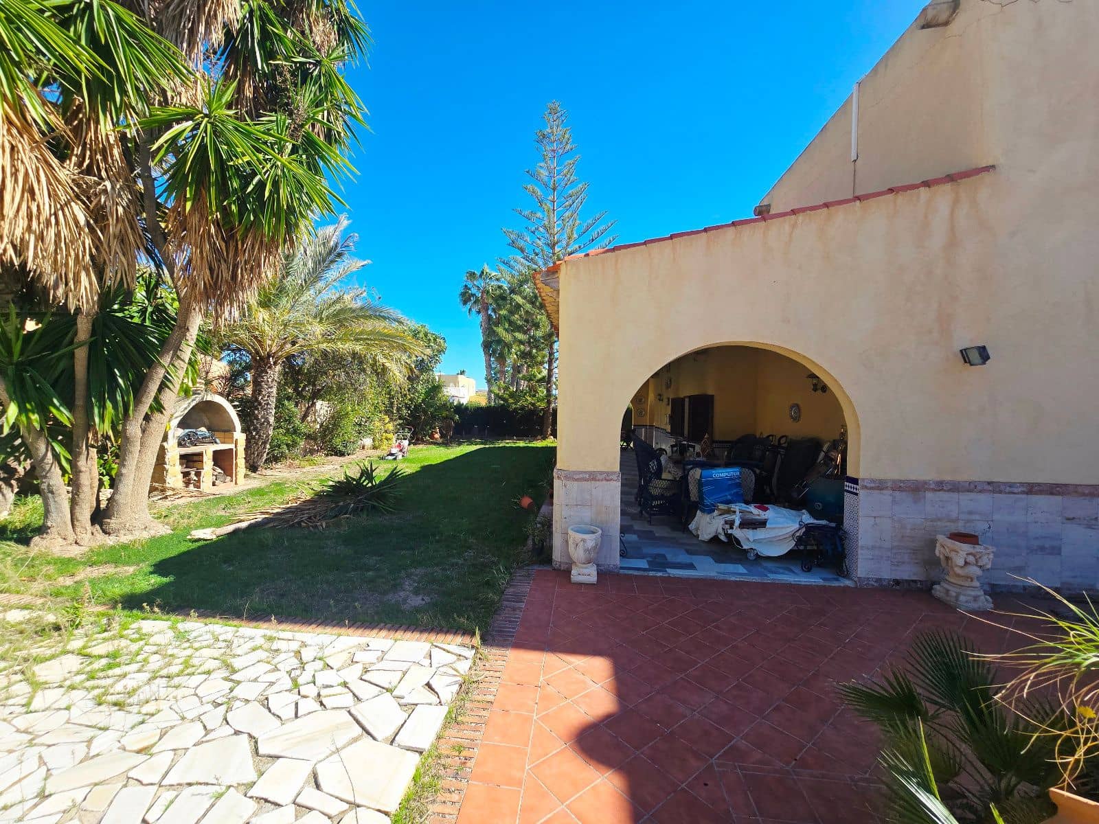 4 bedroom Villa for sale in Vera with pool garage - € 720,000 (Ref: 9547392)