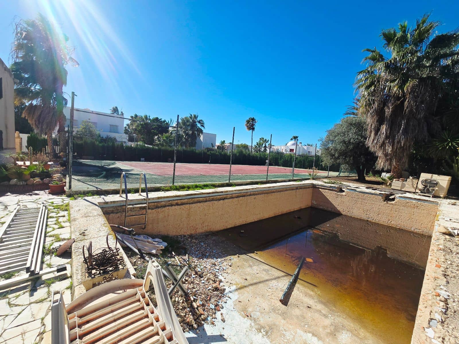 4 bedroom Villa for sale in Vera with pool garage - € 720,000 (Ref: 9547392)