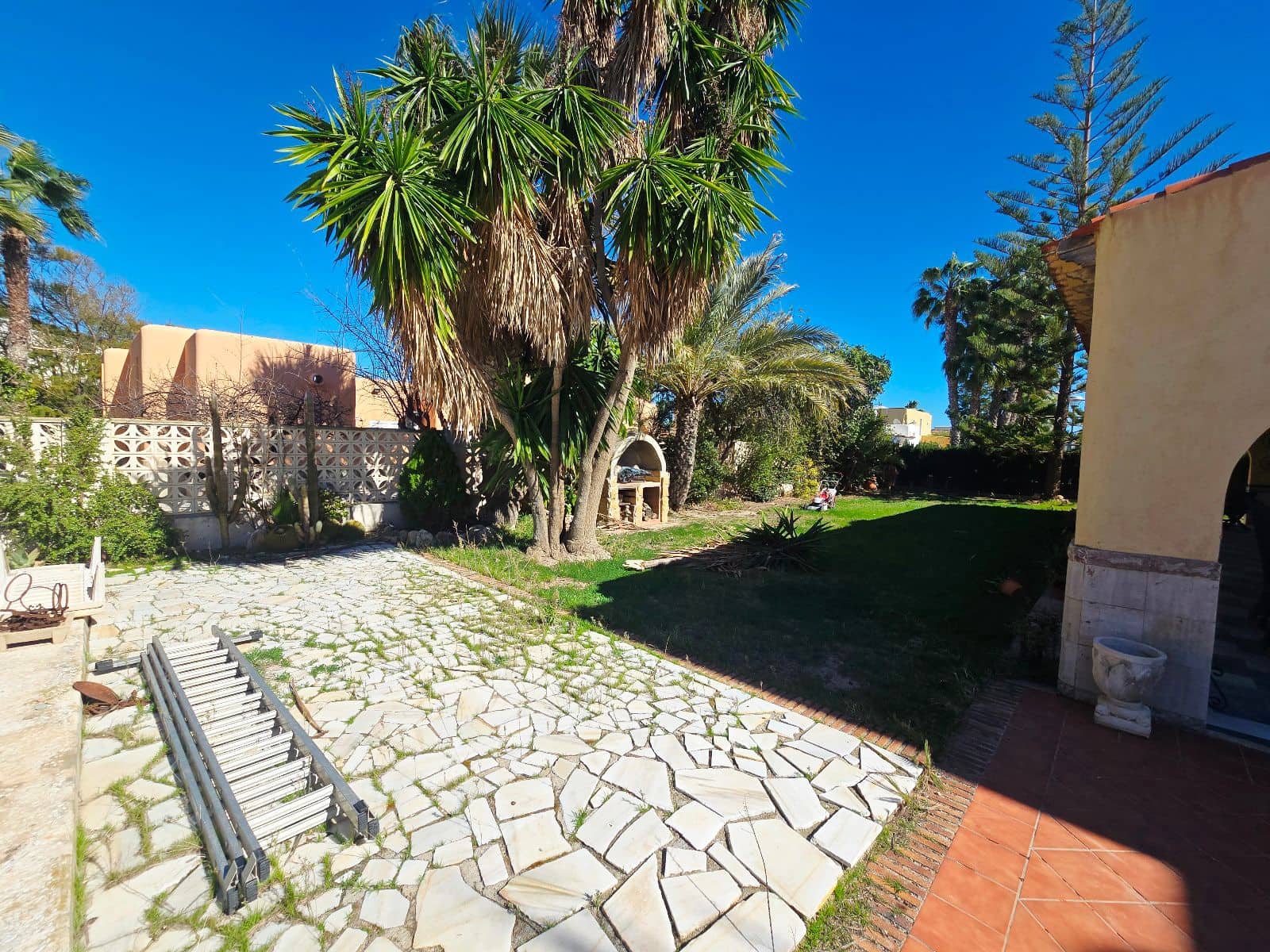 4 bedroom Villa for sale in Vera with pool garage - € 720,000 (Ref: 9547392)