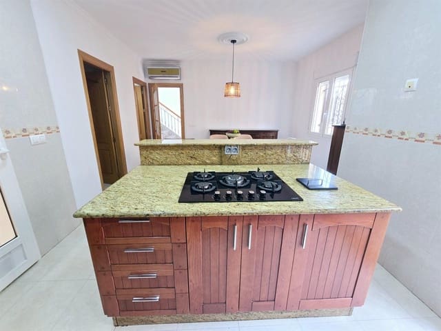 3 chambre Appartement à vendre à Vera Ciudad, Vera avec garage - 229 000 € (Ref: 9550312)