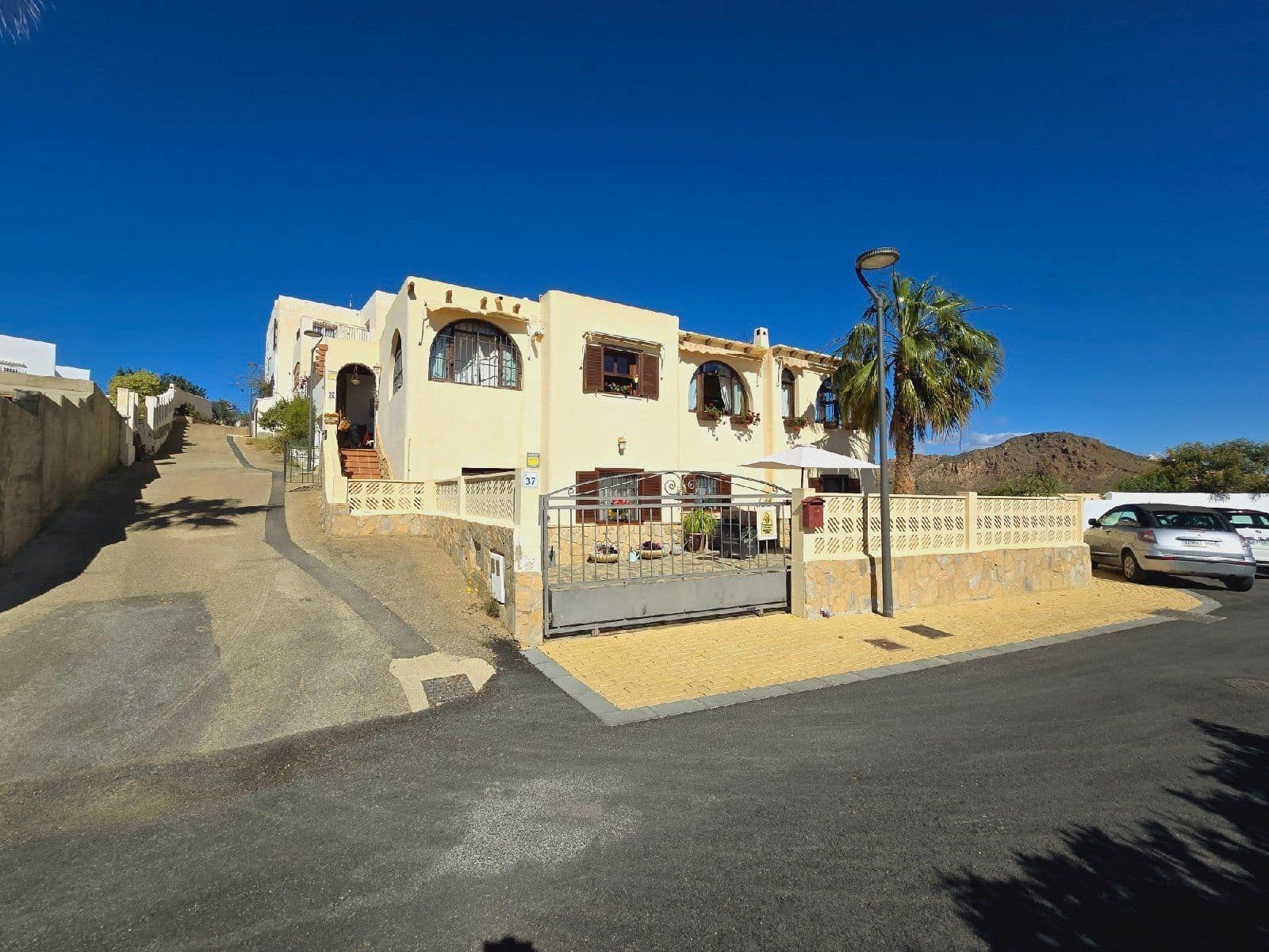 3 bedroom Villa for sale in Mojacar - € 410,000 (Ref: 9562170)