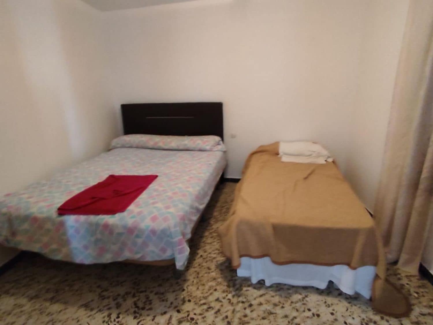 7 bedroom Villa for sale in Almeria city with garage - € 105,000 (Ref: 9563780)